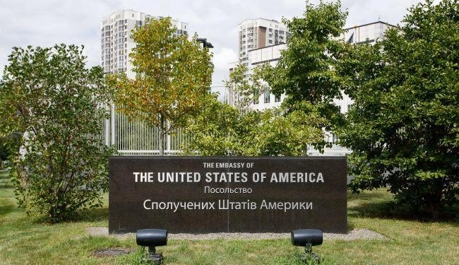 США возобновили работу своего посольства в Киеве