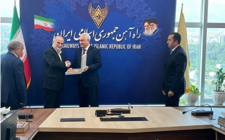 Азербайджан и Иран обсудили строительство железнодорожной линии Решт-Астара - ФОТО