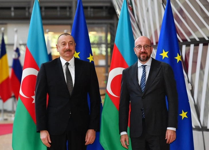 Ильхам Алиев: Надеемся на скорейшее осуществление процесса подготовки мирного договора между двумя странами