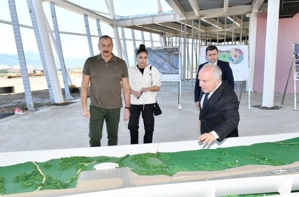 Президент Азербайджана ознакомился с работами по строительству Зангиланского международного аэропорта - ФОТО