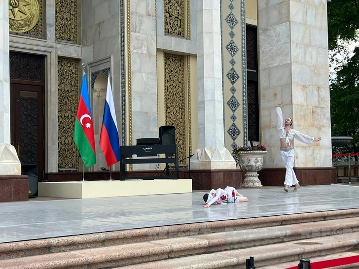 Media.az - Новости Азербайджана - В павильоне «Азербайджан» на ВДНХ отметили День независимости – ФОТО
