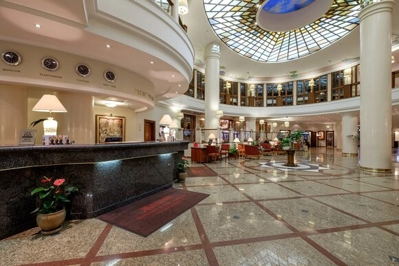 Сеть отелей Marriott объявила о приостановке деятельности в РФ