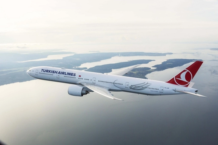 Turkish Airlines продлила запрет на полеты в Украину, Беларусь и ряд аэропортов РФ