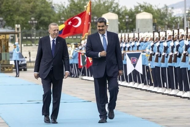 Президент Турции посетит Венесуэлу