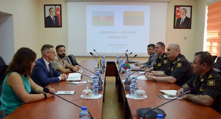 Обсуждены вопросы военного сотрудничества между Азербайджаном и Литвой