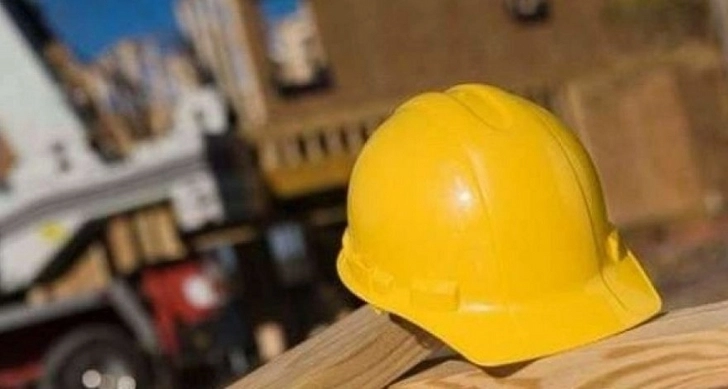 В Баку в результате несчастного случая погиб рабочий каменного карьера