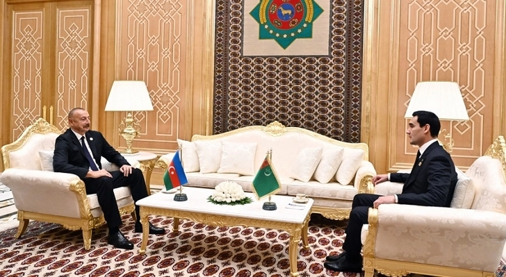 Ильхам Алиев встретился с президентом Туркменистана - ОБНОВЛЕНО/ФОТО