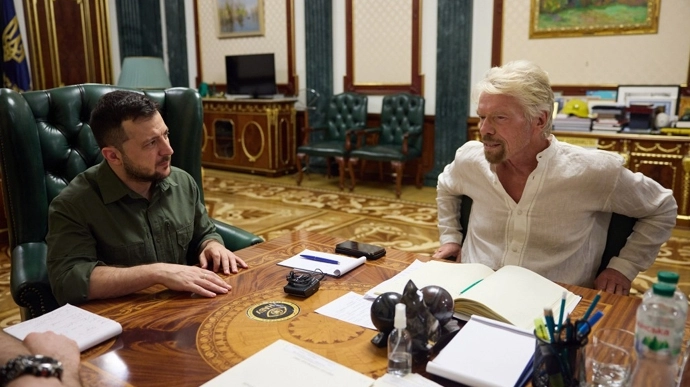 Зеленский встретился с основателем компании Virgin Galactic - ВИДЕО