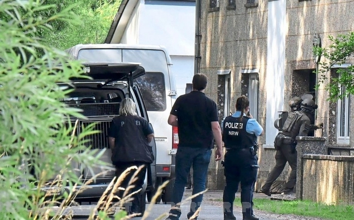 Полиция ФРГ обыскала несколько объектов и ​​домов в поисках азербайджанца, подозреваемого в убийстве - ФОТО