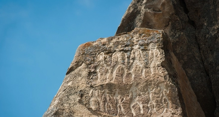 В Гобустане обнаружены новые петроглифы