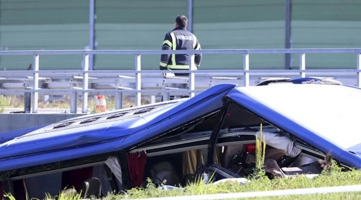 В Хорватии автобус с туристами попал в ДТП,  12 человек погибли