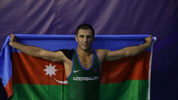 Азербайджанский борец завоевал золотую медаль на V Играх исламской солидарности - ФОТО