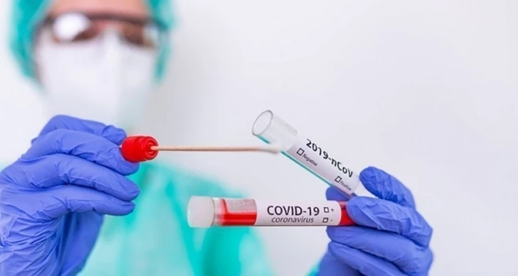 В Шанхае школьники и преподаватели будут сдавать тест на коронавирус ежедневно