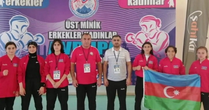 Азербайджанская школьница вышла в полуфинал чемпионата Европы по боксу