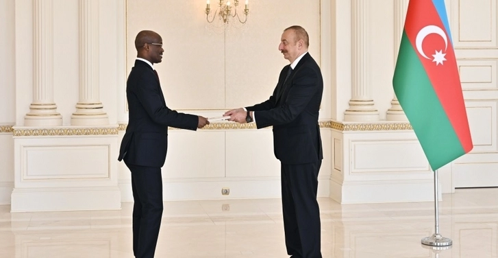 Президент принял верительные грамоты новоназначенного посла Чада в Азербайджане - ОБНОВЛЕНО - ФОТО