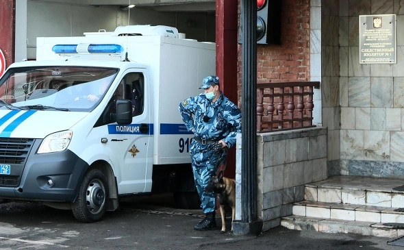 Заключенные взяли в заложники сотрудников СИЗО в российском Кемерово - ВИДЕО