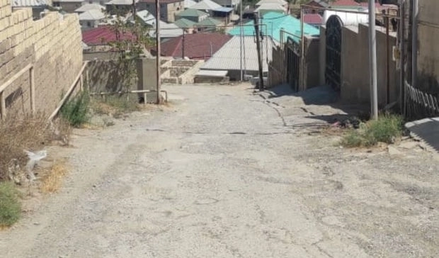 Жители Бинагади жалуются на состояние дороги в поселке - ФОТО/ВИДЕО