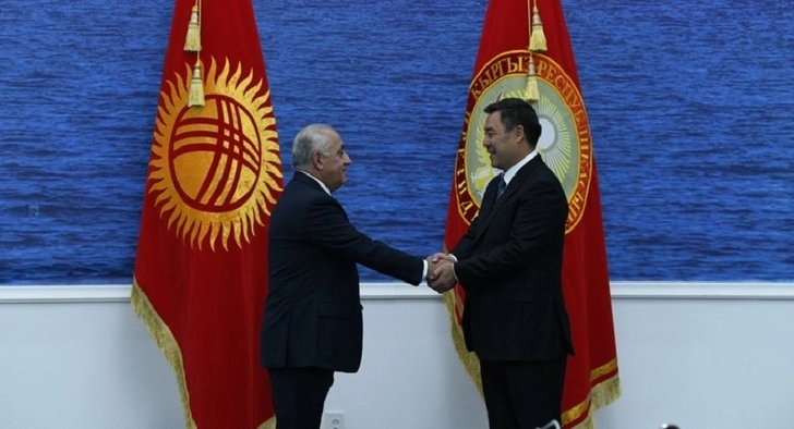 Али Асадов встретился с президентом Кыргызстана Садыром Жапаровым