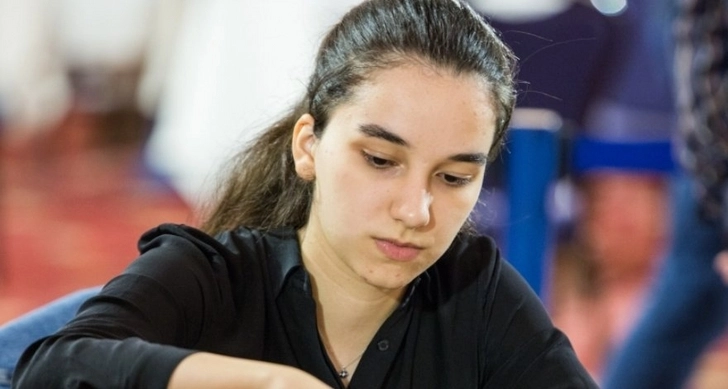 Азербайджанская шахматистка успешно выступает на чемпионате Европы