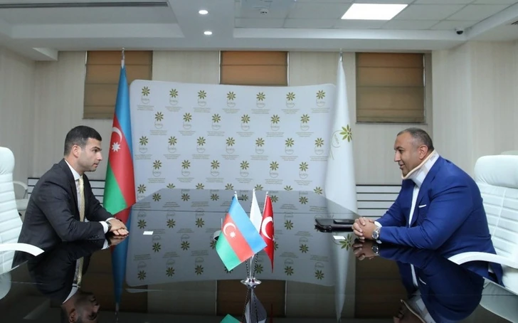 Орхан Мамедов провел встречу с представителем турецкого холдинга