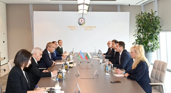 Азербайджан и Болгария обсудили продвижение экономических связей