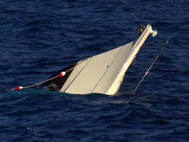 При крушении пассажирского судна в Бразилии погибли 14 человек