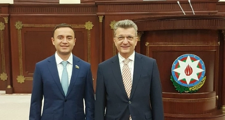 Посол Германии обсудил в парламенте развитие сотрудничества с Азербайджаном - ФОТО