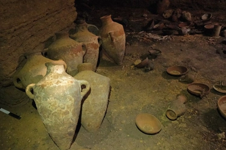 В Израиле нашли погребальную пещеру времен фараона Рамсеса II - ФОТО