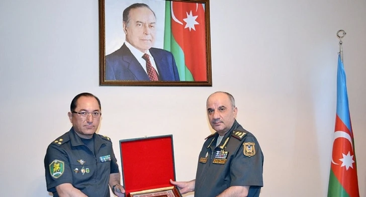 Обсуждены перспективы развития азербайджано-узбекского военного сотрудничества