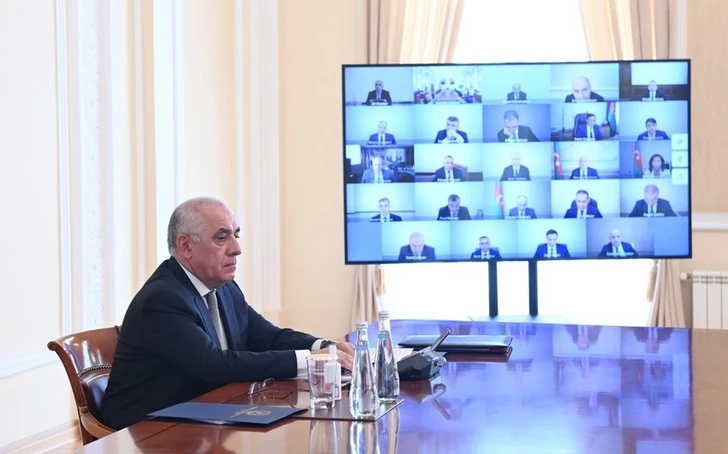 В Кабмине Азербайджана обсудили проекты бюджета на следующие три года - ФОТО
