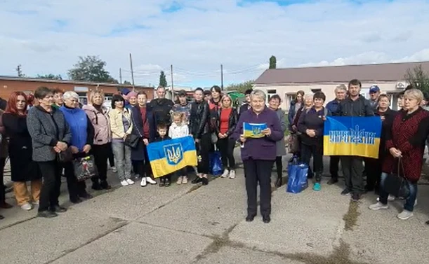 Жители Снигиревки Николаевской области Украины вышли на митинг против «референдума» - ВИДЕО