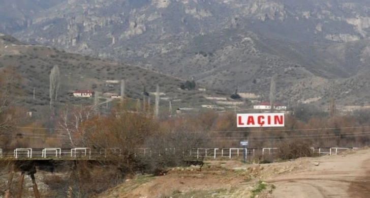 Министр: В последнее время в Лачыне обнаружено большое количество мин производства Армении