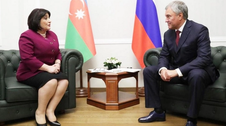 Сахиба Гафарова провела встречу с председателем Госдумы РФ