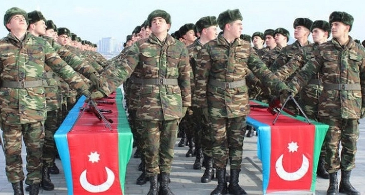 В Азербайджане начался призыв на военную службу
