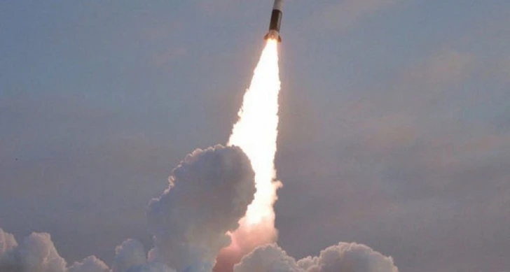 Северная Корея осуществила пуски двух баллистических ракет