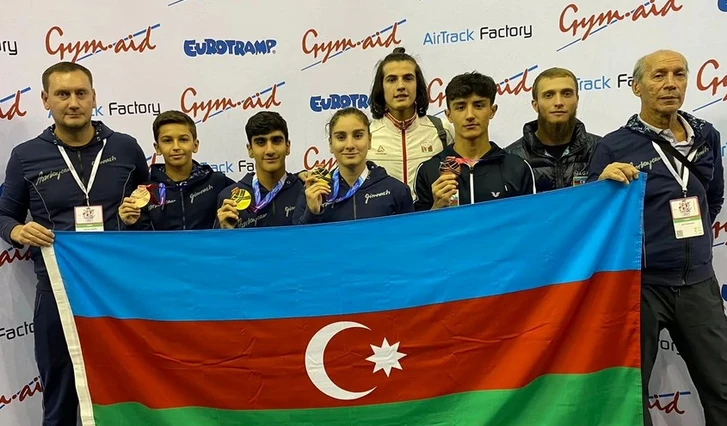 Азербайджанские гимнасты завоевали 4 медали на чемпионате Великобритании