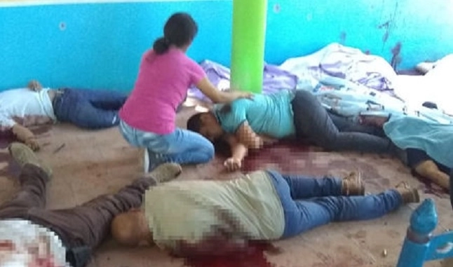 В Мексике застрелили мэра города и членов его семьи - ВИДЕО