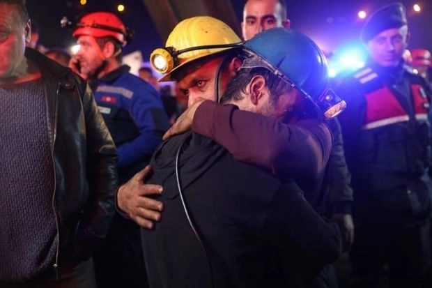 Число погибших при взрыве на шахте в Турции достигло 41 - ОБНОВЛЕНО/ВИДЕО