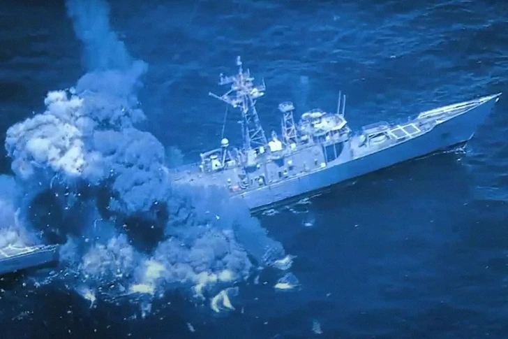 Южная Корея открыла огонь из-за пересечения судном КНДР морской границы