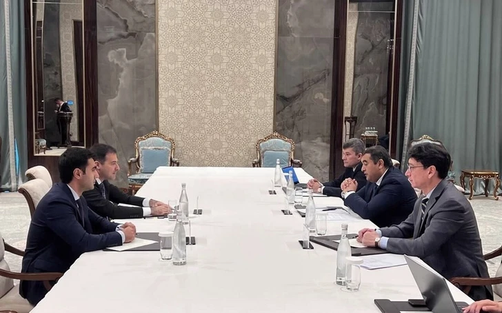 Состоялось обсуждение сотрудничества между Центральными банками Азербайджана и Узбекистана