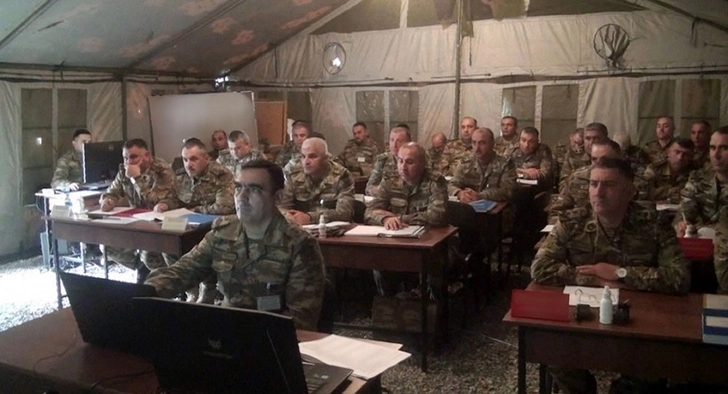 В Сухопутных войсках армии Азербайджана проводятся командно-штабные учения - ФОТО