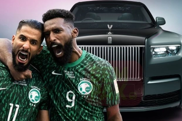 Футболистам Саудовской Аравии подарили автомобили Rolls Royce за победу над аргентинцами