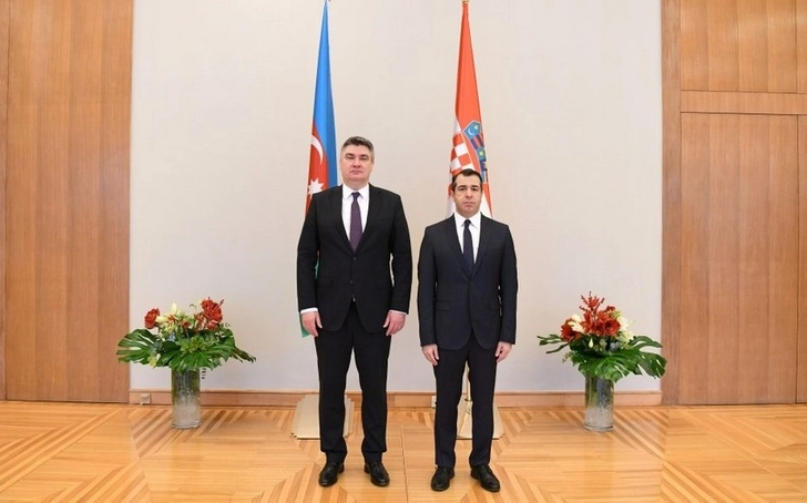 Посол Азербайджана вручил верительные грамоты президенту Хорватии - ФОТО