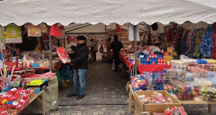 Праздничные ярмарки в Баку: Довольны ли покупатели ценами?