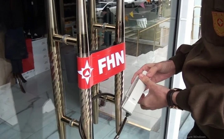 В Баку приостановлена деятельность магазина мужской одежды - ФОТО/ВИДЕО