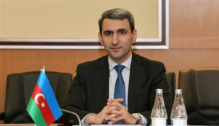 Ровшан Рустамов: Работы на железнодорожной линии Баку-Тбилиси-Карс будут завершены в следующем году