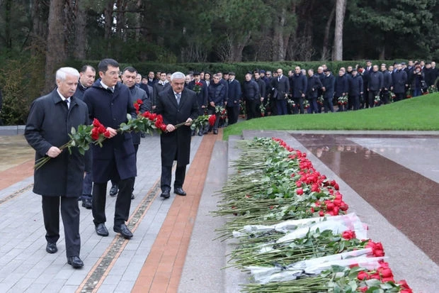В Министерстве экономики состоялись мероприятия, посвященные дню памяти Гейдара Алиева - ФОТО