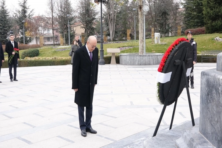 Кямаледдин Гейдаров посетил парк Гейдара Алиева в Анкаре