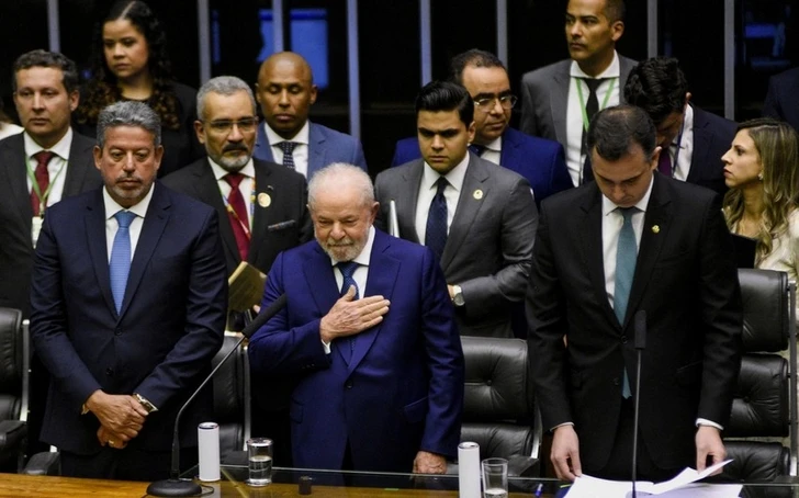 Лула да Силва официально вступил в должность президента Бразилии