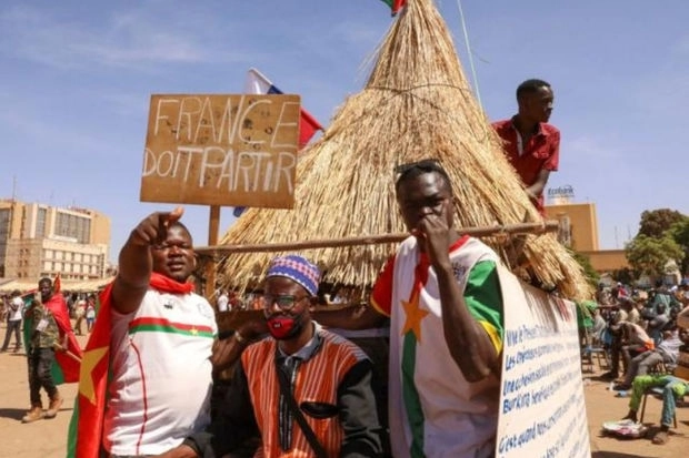 В Буркина-Фасо прошла демонстрация с требованием вывода войск Франции